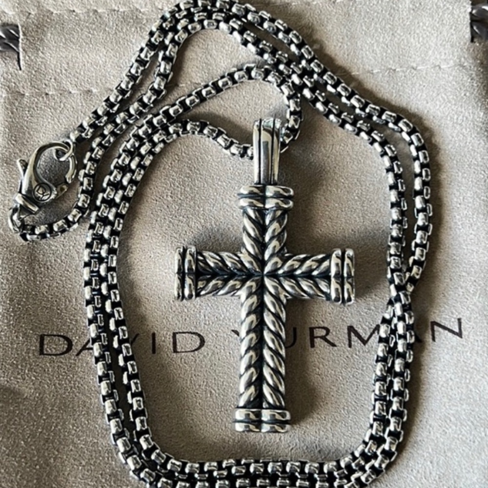Auth David Yurman Chevron Cross with 24” Box Chain